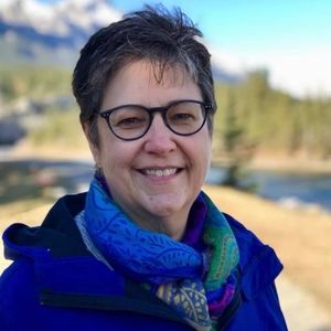 Meet your Posher, Sandi